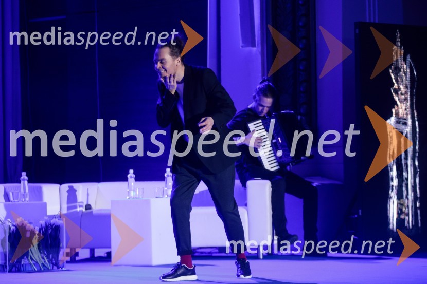 Podelitev priznanja RS za poslovno odličnost