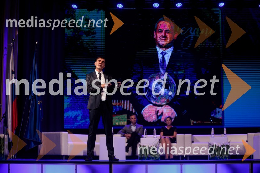  Mario Galunič, TV voditeljPodelitev priznanja RS za poslovno odličnost