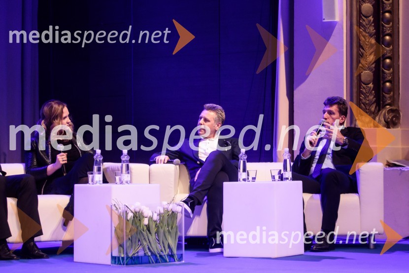 dr. Ninna Kozorog, zdravnica, predsednica društva Humanitarček; prof. dr. Uroš Ahčan, specialist plastične kirurgije;  Andrej  Poklič, GKN Driveline SlovenijaPodelitev priznanja RS za poslovno odličnost