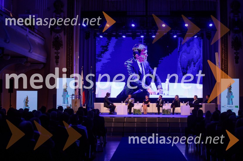 Podelitev priznanja RS za poslovno odličnost