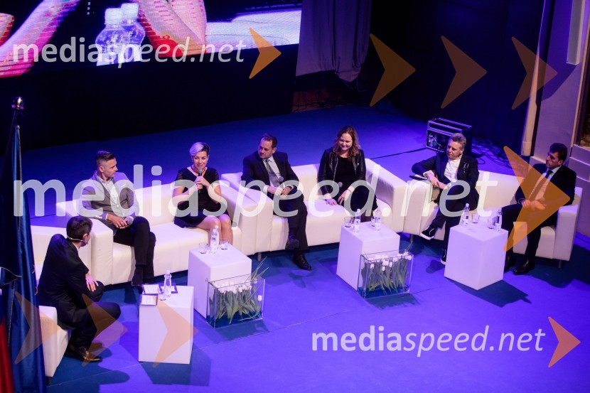  Mario Galunič, TV voditelj;  Damir Skomina, nogometni sodnik; dr. Aida  Kamišalić Latifić,  Fakulteta za elektrotehniko, računalništvo in informatiko, Univerza v Mariboru;  Peter Podlunšek, akrobatski pilot; dr. Ninna Kozorog, zdravnica, predsednica društva Humanitarček; prof. dr. Uroš Ahčan, specialist plastične kirurgije;  Andrej  Poklič, GKN Driveline SlovenijaPodelitev priznanja RS za poslovno odličnost