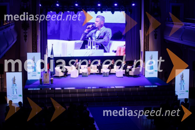 Podelitev priznanja RS za poslovno odličnost