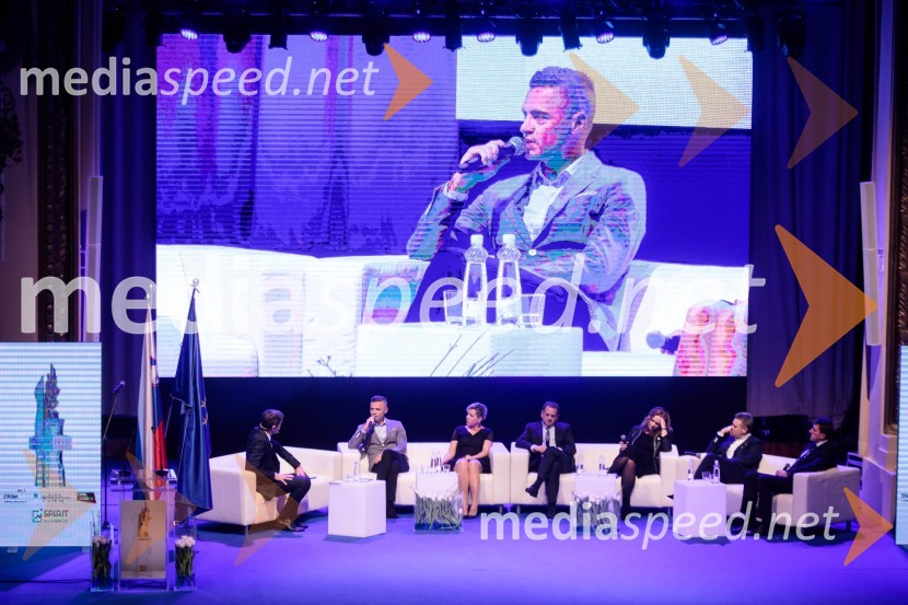 Podelitev priznanja RS za poslovno odličnost