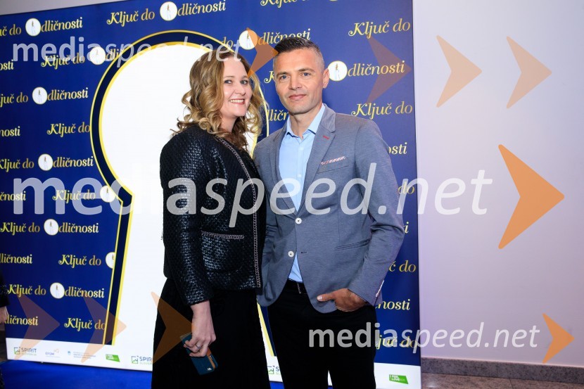 dr. Ninna Kozorog, zdravnica, predsednica društva Humanitarček;  Damir Skomina, nogometni sodnikPodelitev priznanja RS za poslovno odličnost