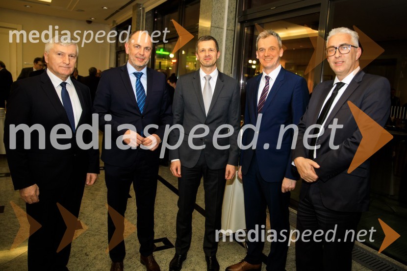 Podelitev priznanja RS za poslovno odličnost