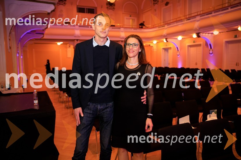 Podelitev priznanja RS za poslovno odličnost