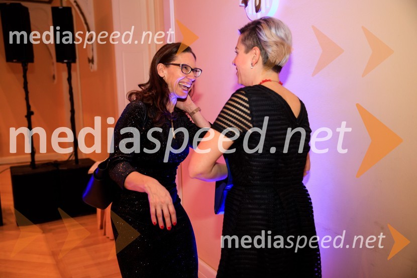  ... ; dr. Aida  Kamišalić Latifić,  Fakulteta za elektrotehniko, računalništvo in informatiko, Univerza v MariboruPodelitev priznanja RS za poslovno odličnost