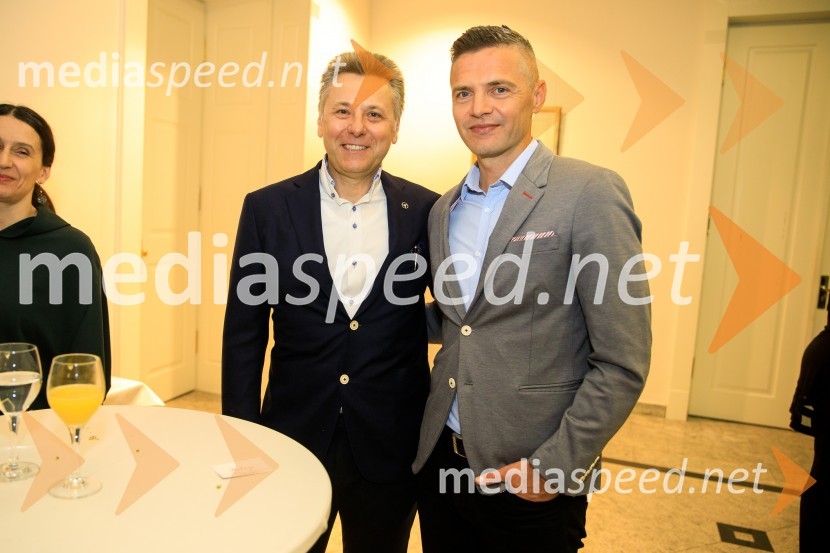 prof. dr. Uroš Ahčan, specialist plastične kirurgije;  Damir Skomina, nogometni sodnikPodelitev priznanja RS za poslovno odličnost