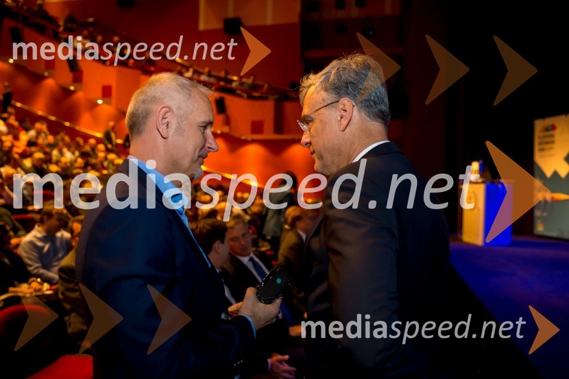  ... ; mag. Črtomir Remec, direktor Stanovanjskega sklada RSSlovenski inženirski dan