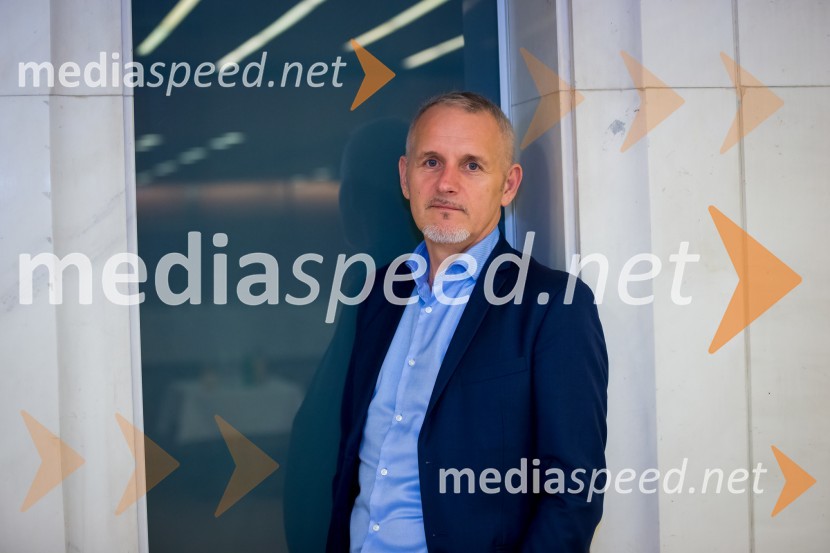  Michael Proprenter, glavni direktor za področje predorogradnje podjetja iC consulenten Ziviltechniker GesmbHSlovenski inženirski dan