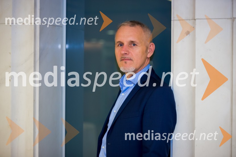  Michael Proprenter, glavni direktor za področje predorogradnje podjetja iC consulenten Ziviltechniker GesmbHSlovenski inženirski dan