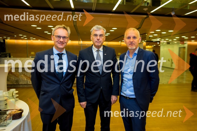  Angelo Žigon, direktor podjetja Elea iC d.o.o; mag. Črtomir Remec, direktor Stanovanjskega sklada RS;  Michael Proprenter, glavni direktor za področje predorogradnje podjetja iC consulenten Ziviltechniker GesmbHSlovenski inženirski dan