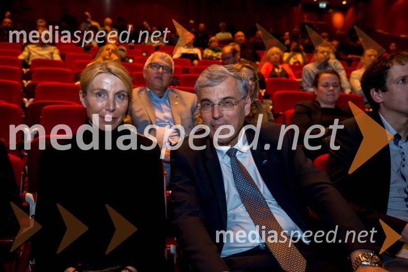  ... ; mag. Črtomir Remec, direktor Stanovanjskega sklada RSSlovenski inženirski dan