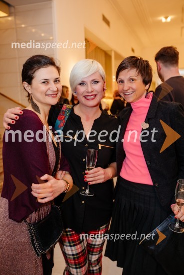  Nina Smerdu;  Ana  Praznik, voditeljica oddaje, Delovna akcija;  Nina RebernikFalling Angels, premiera baleta v SNG Maribor