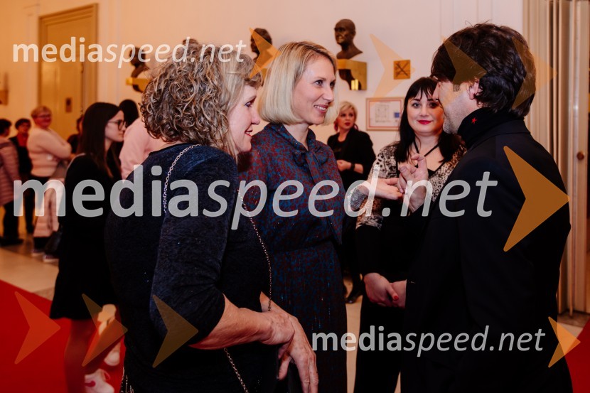  ... ;  Mateja Kožuh, producentka Opere in Baleta SNG Maribor, akordeonistka;  Edward Clug, umetniški direktor, Balet SNG MariborFalling Angels, premiera baleta v SNG Maribor