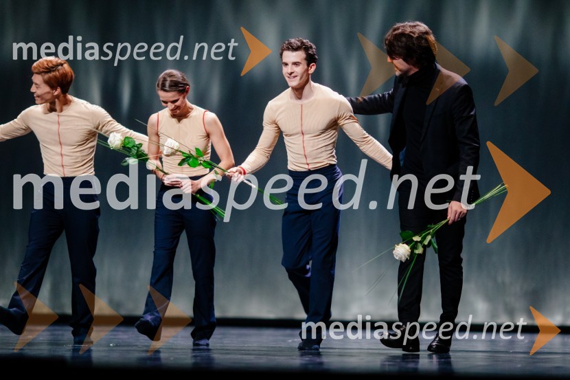  Yuya Omaki, baletni solist;  Tijuana Križman Hudernik, baletna solistka;  Matteo Magalotti, baletni plesalec;  Edward Clug, umetniški direktor, Balet SNG MariborFalling Angels, premiera baleta v SNG Maribor