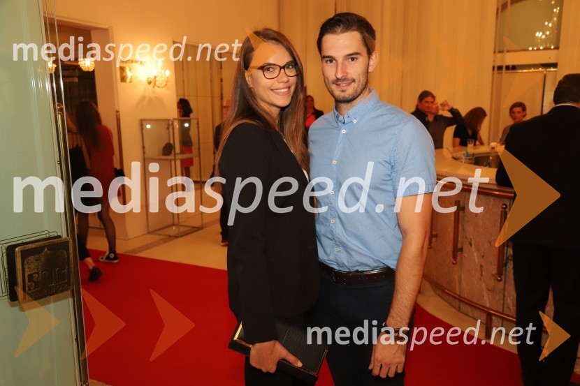  Tina Petelin, Miss Slovenije 2009;  ... Miss Slovenije skozi čas