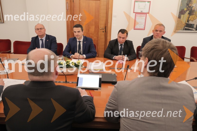  Jožef Horvat, poslanec, NSi;  Matej Tonin, podpredsednik vlade in minister za obrambo;  ... ;  ... Zaslišanja ministrov tretje Janševe vlade