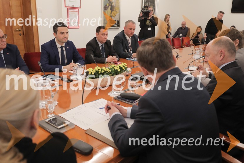  Matej Tonin, predsednik NSiZaslišanja ministrov tretje Janševe vlade