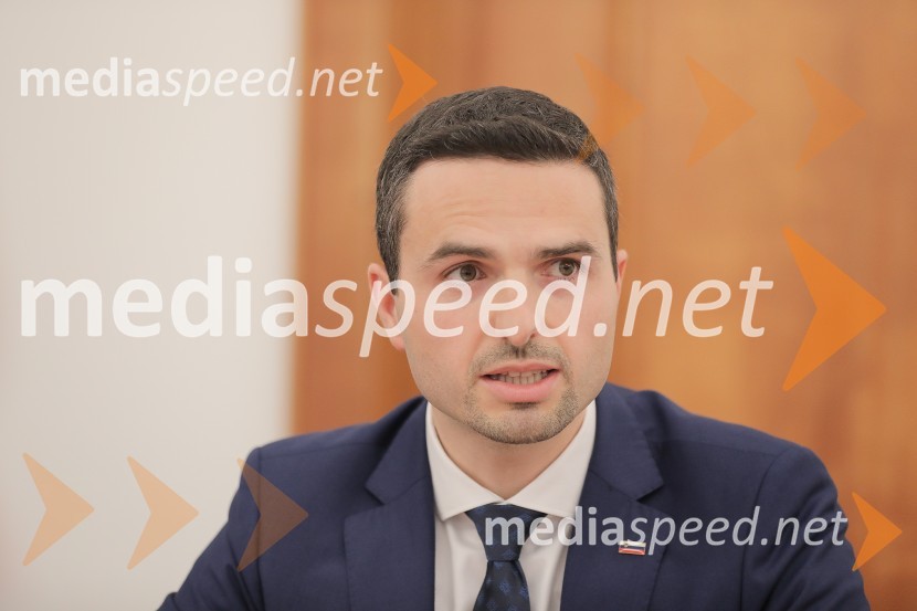  Matej Tonin, podpredsednik vlade in minister za obramboZaslišanja ministrov tretje Janševe vlade