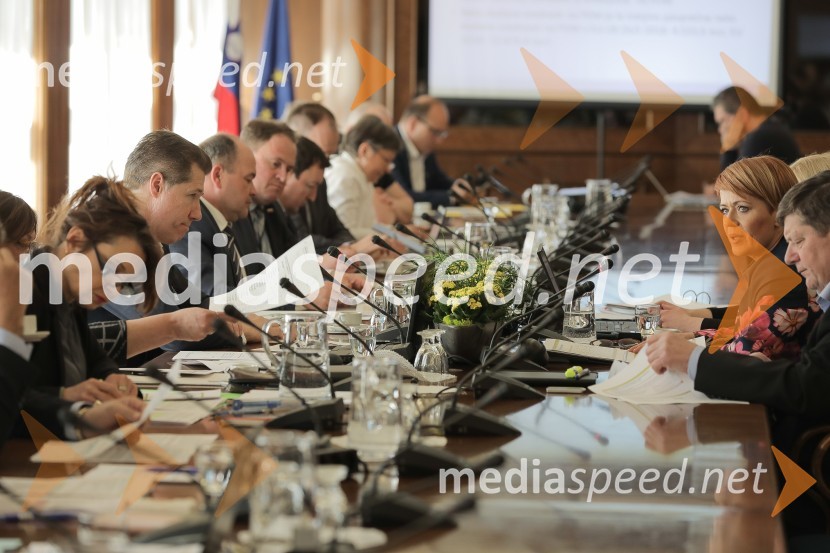 Zaslišanja ministrov tretje Janševe vlade