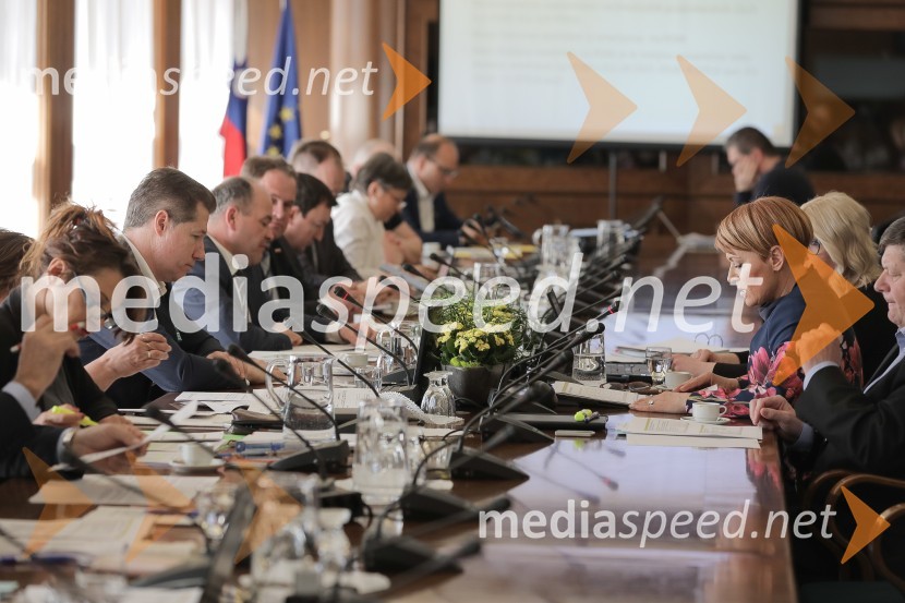 Zaslišanja ministrov tretje Janševe vlade