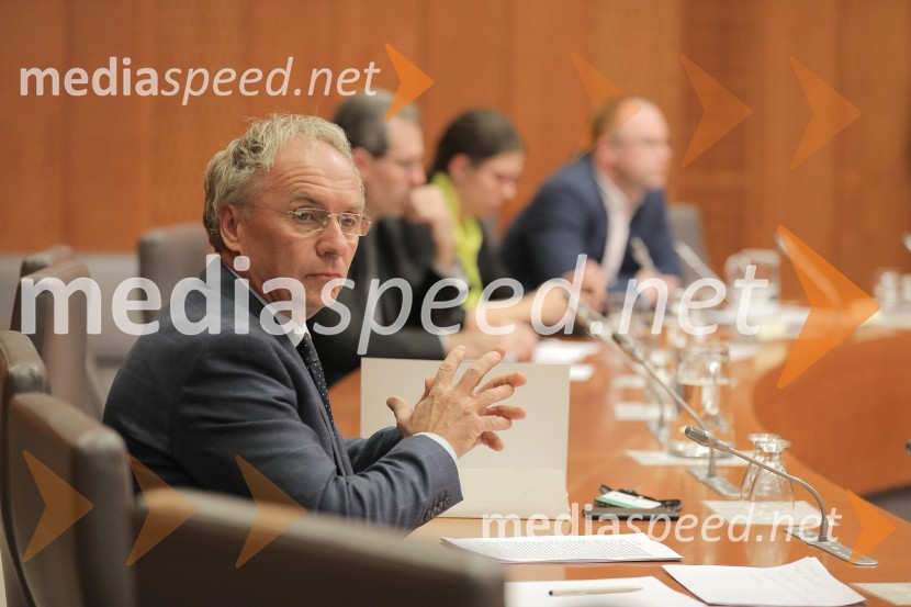  Aleš Hojs, Minister za notranje zadeveZaslišanja ministrov tretje Janševe vlade