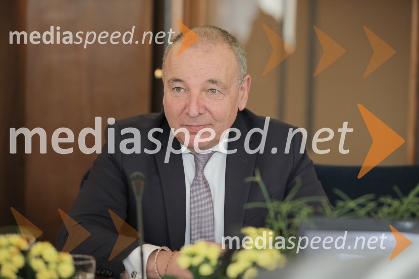  Andrej Šircelj, minister za financeZaslišanja ministrov tretje Janševe vlade