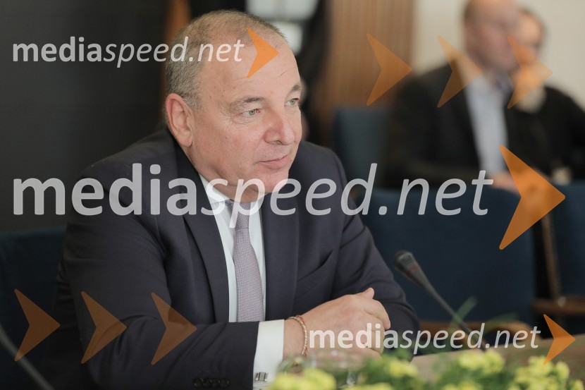  Andrej Šircelj, minister za financeZaslišanja ministrov tretje Janševe vlade