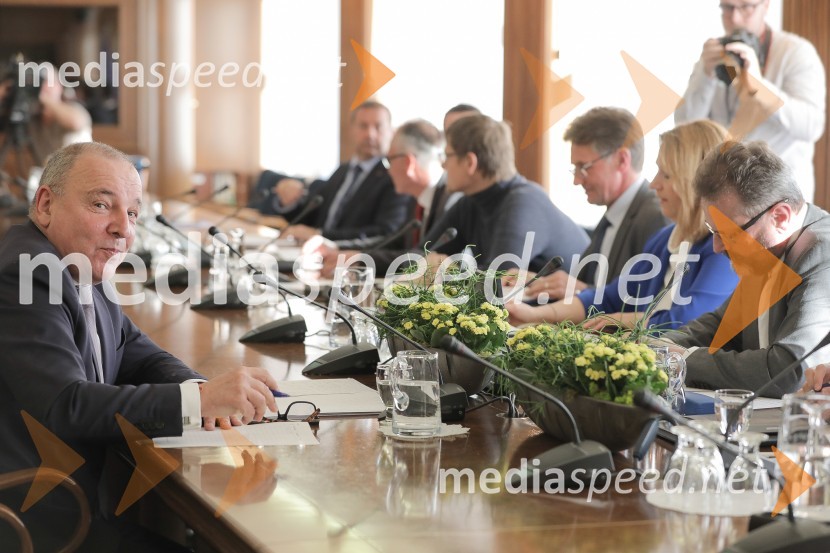  Andrej Šircelj, minister za financeZaslišanja ministrov tretje Janševe vlade