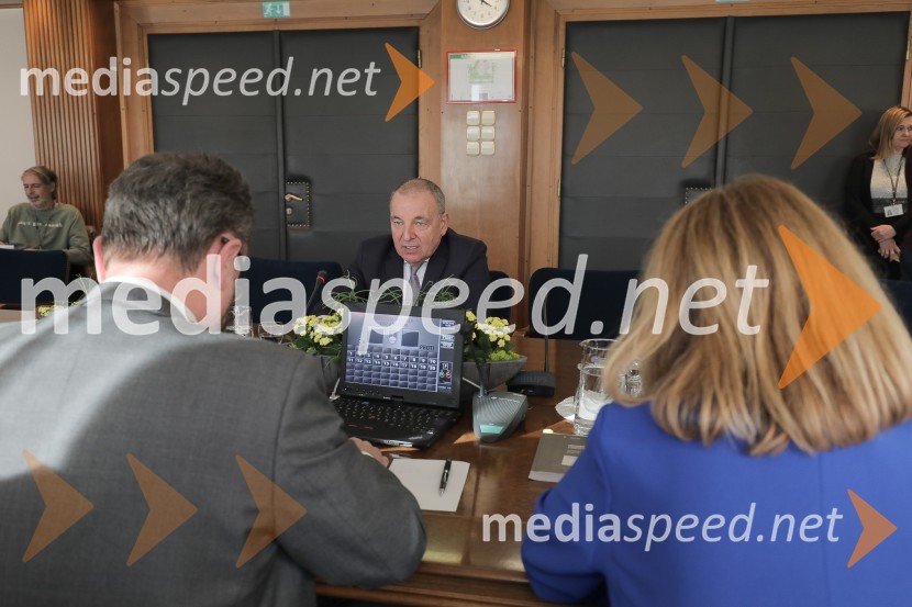  Andrej Šircelj, minister za financeZaslišanja ministrov tretje Janševe vlade