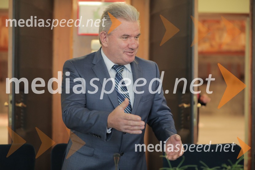 mag. Andrej Vizjak, minister za okolje in prostorZaslišanja ministrov tretje Janševe vlade