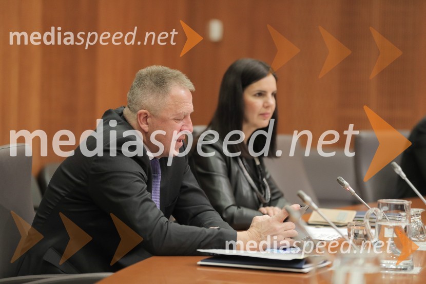  Zdravko Počivalšek, minister za gospodarski razvoj in tehnologijo;  ... Zaslišanja ministrov tretje Janševe vlade