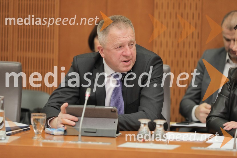  Zdravko Počivalšek, minister za gospodarski razvoj in tehnologijoZaslišanja ministrov tretje Janševe vlade