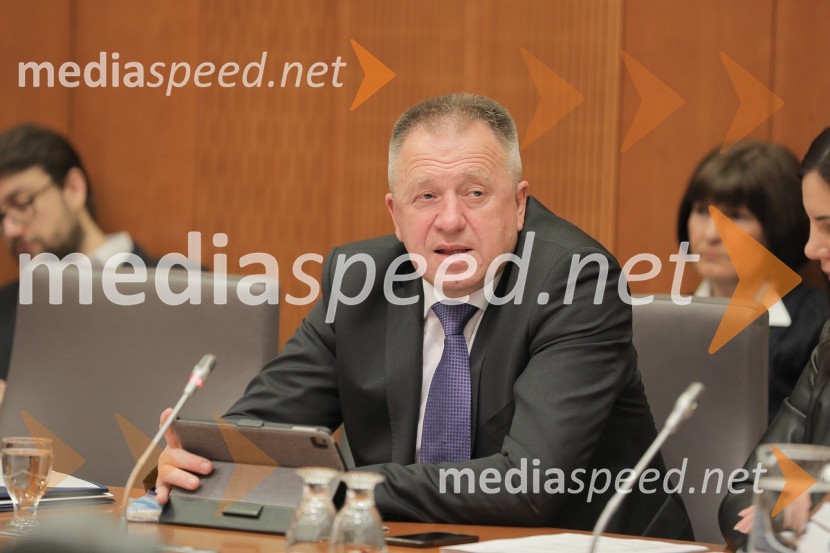  Zdravko Počivalšek, minister za gospodarski razvoj in tehnologijoZaslišanja ministrov tretje Janševe vlade