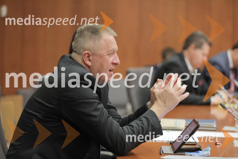  Zdravko Počivalšek, minister za gospodarski razvoj in tehnologijoZaslišanja ministrov tretje Janševe vlade