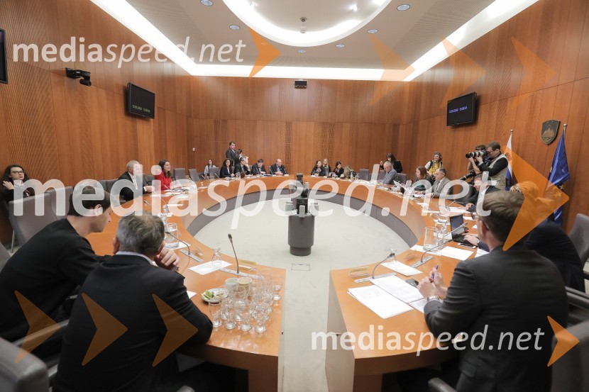 Zaslišanja ministrov tretje Janševe vlade