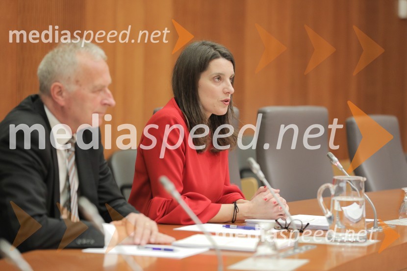  ... ; dr. Simona Kustec, ministrica za izobraževanje, znanost in športZaslišanja ministrov tretje Janševe vlade