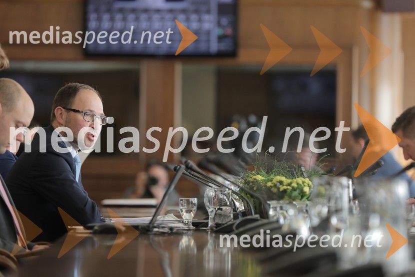  Jernej Vrtovec, minister za infrastrukturoZaslišanja ministrov tretje Janševe vlade