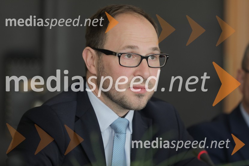  Jernej Vrtovec, minister za infrastrukturoZaslišanja ministrov tretje Janševe vlade