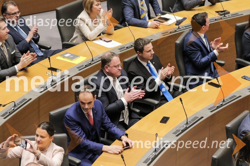  Anže Logar, minister za zunanje zadeve;  Bojan Podkrajšek, poslanec SDS;  Matej Tonin, podpredsednik vlade in minister za obramboPotrjena 3. Janševa vlada