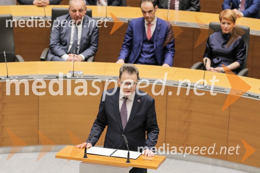  Zvone  Černač, minister brez resorja, pristojen za strateške projekte in kohezijoPotrjena 3. Janševa vlada