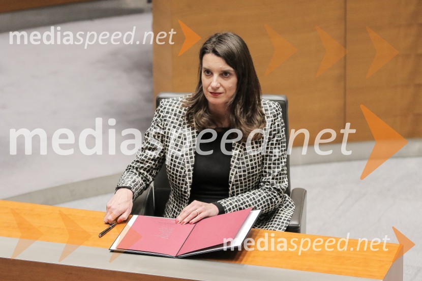 dr. Simona Kustec, ministrica za izobraževanje, znanost in športPotrjena 3. Janševa vlada