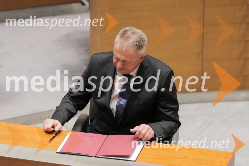  Zdravko Počivalšek, minister za gospodarski razvoj in tehnologijoPotrjena 3. Janševa vlada