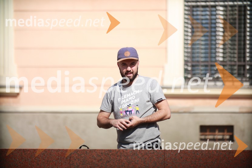  Ernad Ihtijarević, fotograf, snemalecMaribor in mestni utrip v času novega koronavirusa