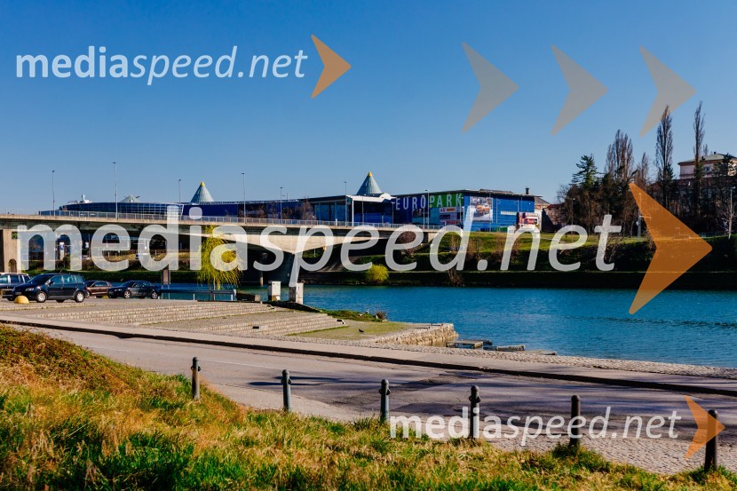 Maribor in njegove prazne ulice