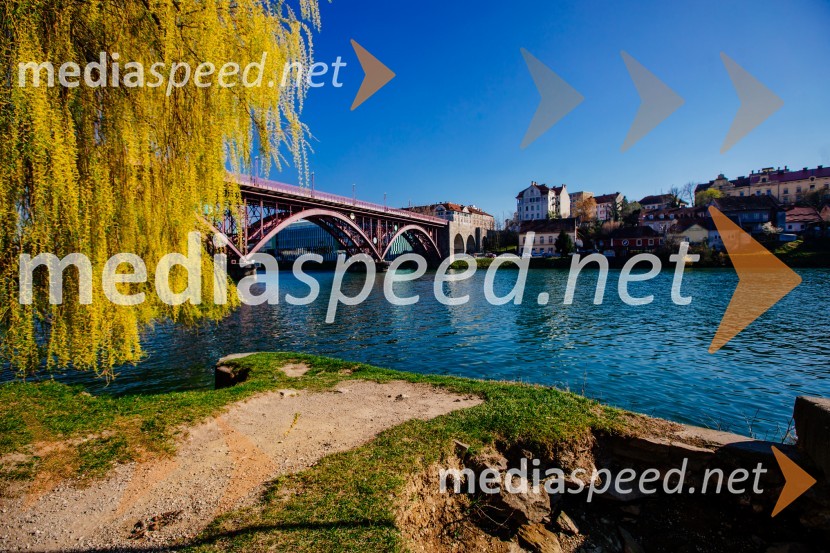 Maribor in njegove prazne ulice