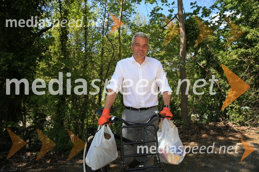  Aleksander Saša Arsenovič, župan, Mestna občina MariborZnani Mariborčani obeležili Svetovni dan Zemlje
