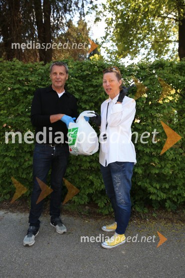  Danilo Rošker, direktor SNG Maribor;  Nataša Matjašec Rošker, igralkaZnani Mariborčani obeležili Svetovni dan Zemlje