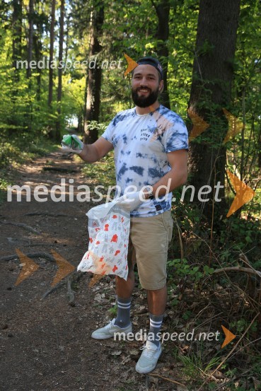  Filip Flisar, smučar prostega slogaZnani Mariborčani obeležili Svetovni dan Zemlje